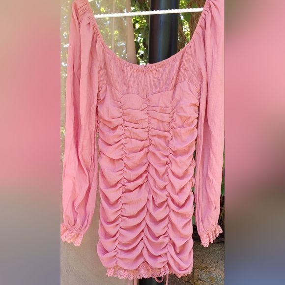 Pink bodycon stylish dress size medium new with tag - Picture 5 of 7